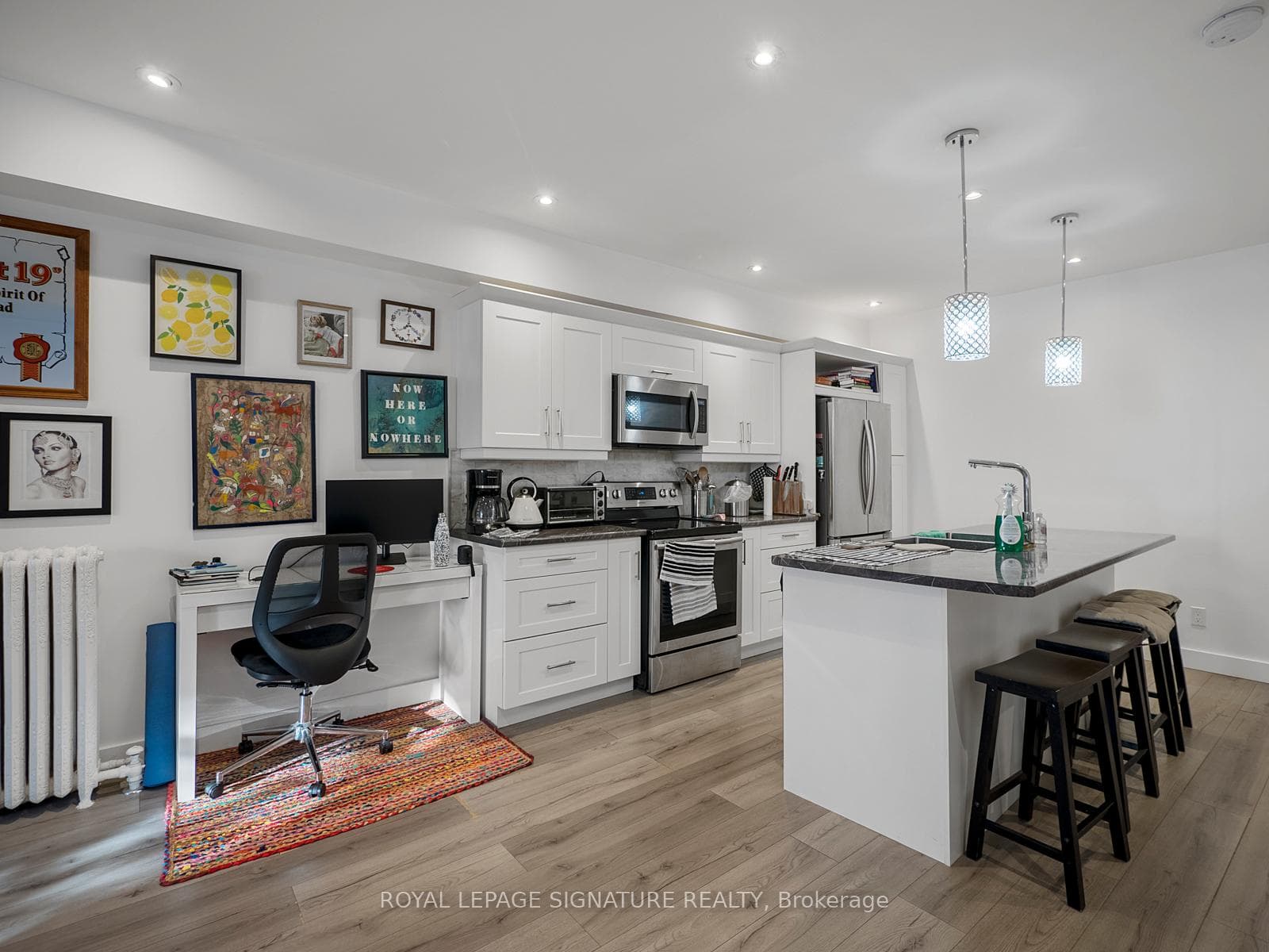 2243 Dundas Street Unit 2nd Lvl, High Park / Junction / Roncesvalles, ON M6R 1X6 - Photo 1